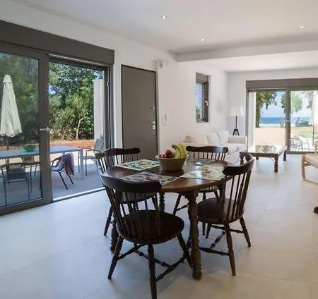 Eucalyptus -- Agios Ioannis Beachfront شقة *