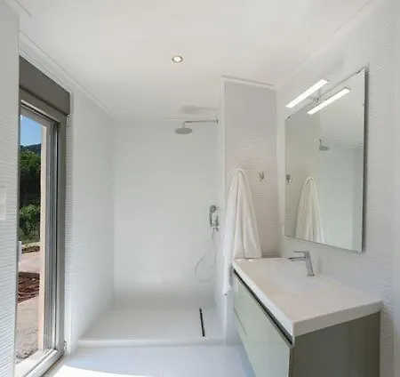 Eucalyptus -- Agios Ioannis Beachfront شقة *