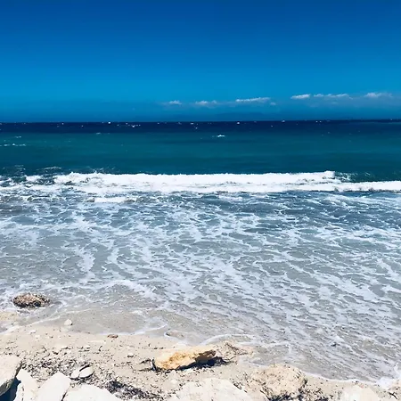 Eucalyptus -- Agios Ioannis Beachfront شقة *