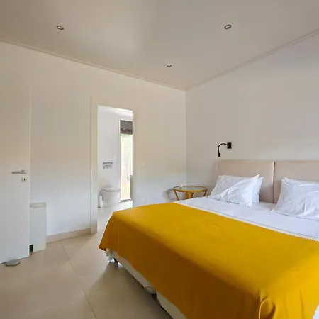 Eucalyptus 2019 Beachfront דירה